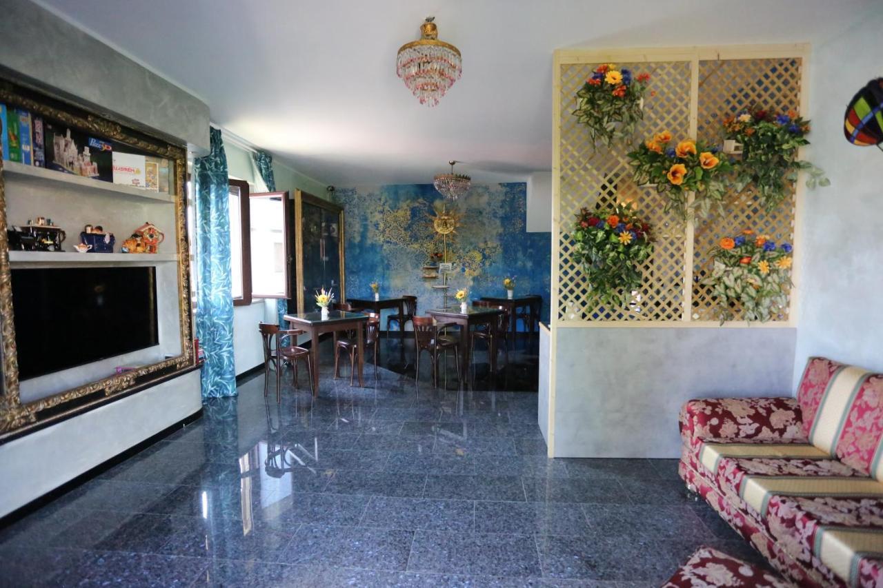 B & B L'Almanacco San Martino in Strada Eksteriør bilde